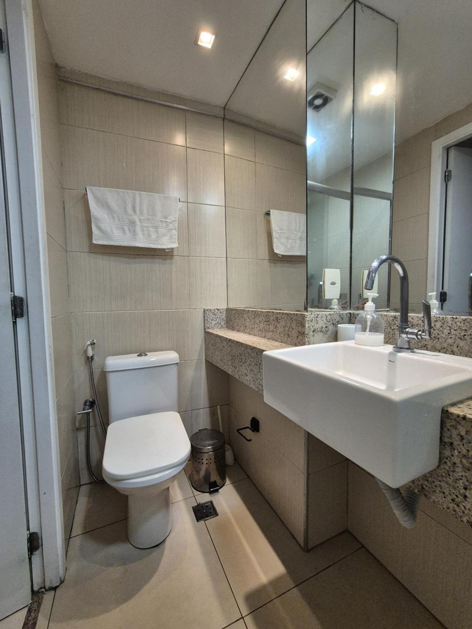 102 Landscape Apartment *
